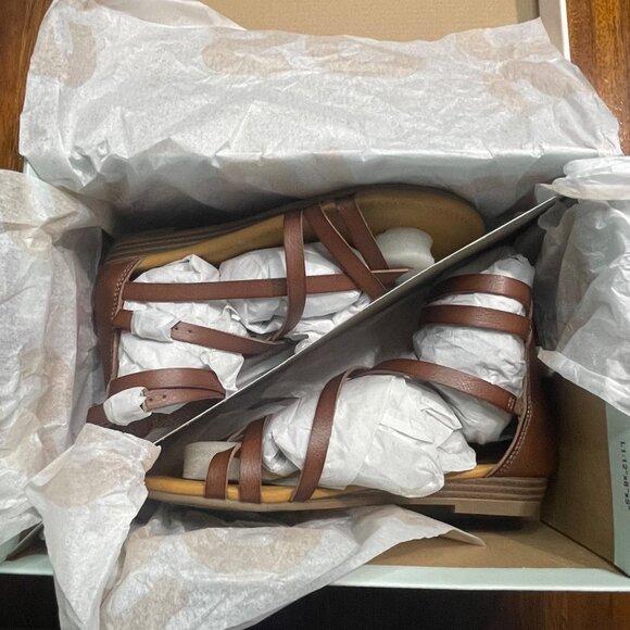 SO® Strappy Gladiator Women's Sandals, Size 6, New - Picture 7 of 10